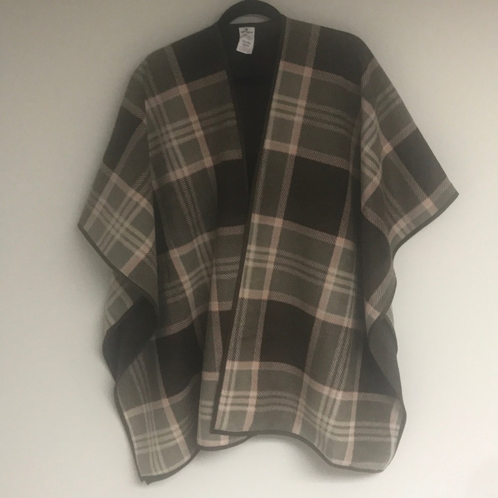 Brown and‎ pink plaid reversible cape wrap super soft